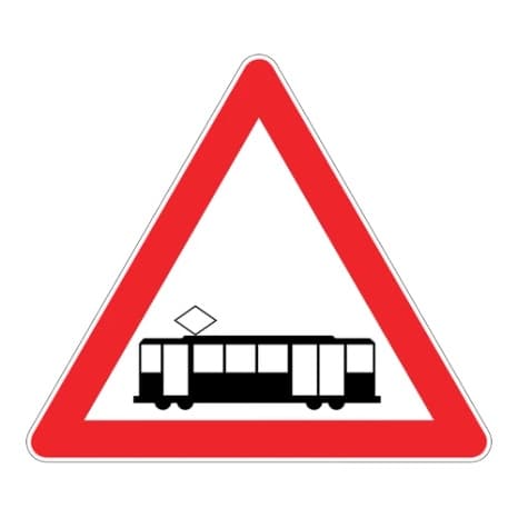 Tramvay hattı ile oluşan kavşak — Tehlike Uyarı İşaretleri